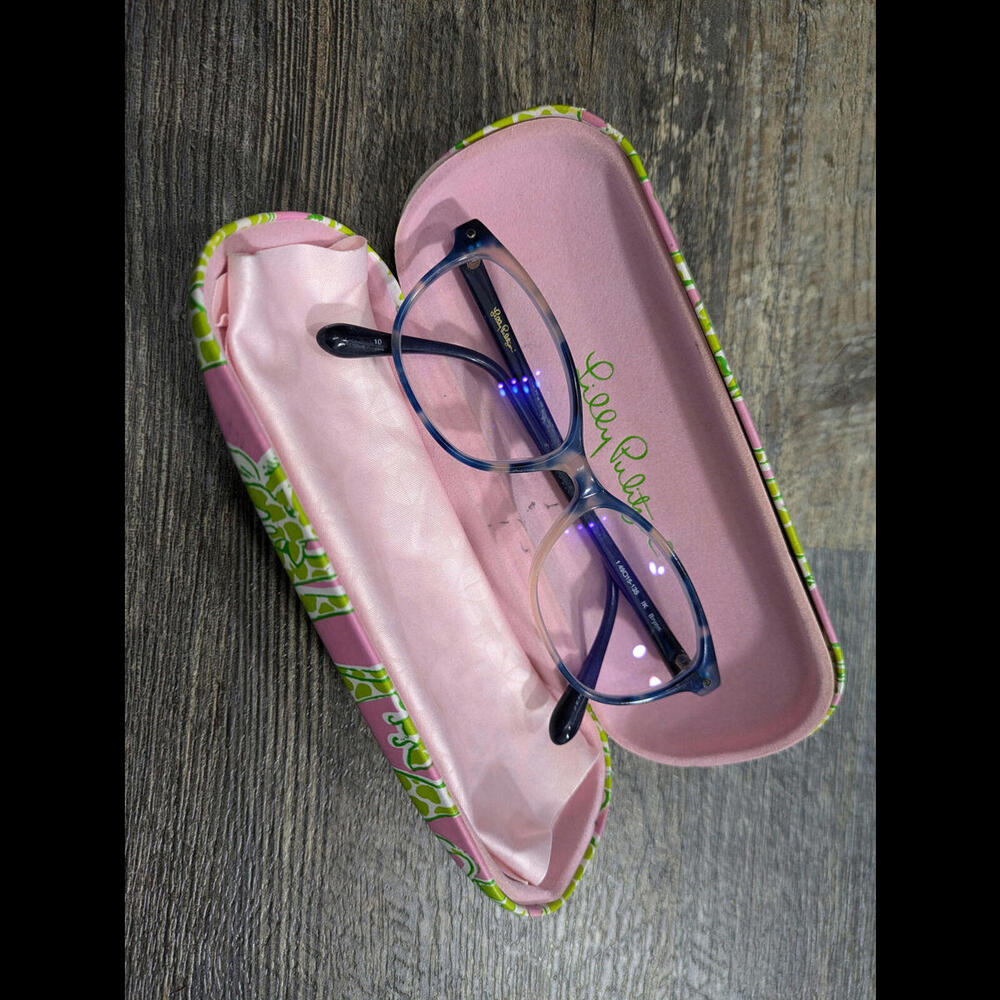 Lilly Pulitzer Glasses plus Case